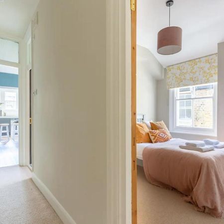 Luxuriously Designed 3 Bedroom Apartment In Clapham Londen Buitenkant foto