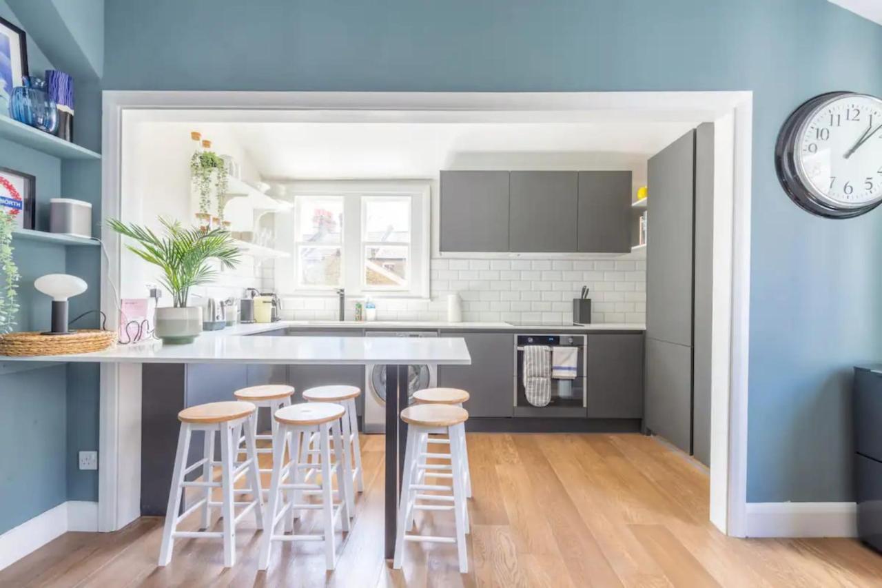 Luxuriously Designed 3 Bedroom Apartment In Clapham Londen Buitenkant foto